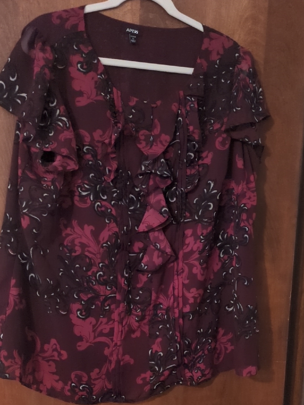Apt. 9 Maroon Floral Ruffle-Front Women's Blouse